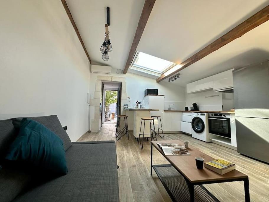Gite Independant En Centre-Ville LʼIsle-sur-la-Sorgue 외부 사진