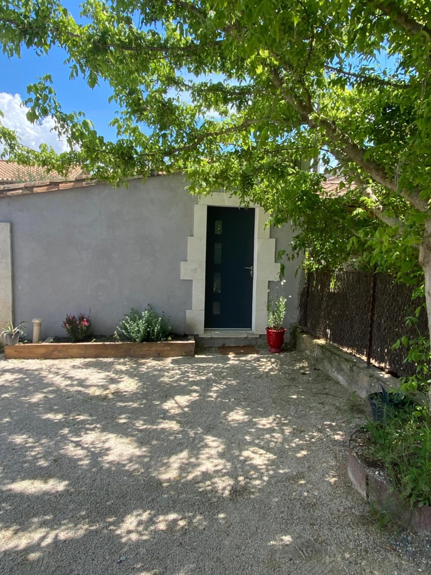 Gite Independant En Centre-Ville LʼIsle-sur-la-Sorgue 외부 사진